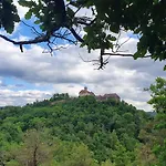 Zentral Gelegenes Am Fusse Der Wartburg アパート