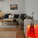 Zentral Gelegenes Am Fusse Der Wartburg *