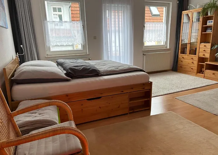 Zentral Gelegenes Am Fusse Der Wartburg *